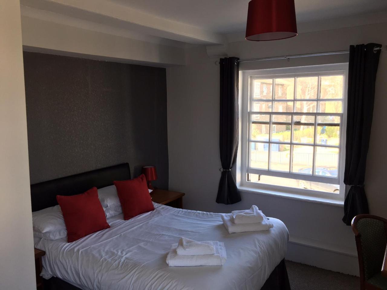 The Red Lion Hotel Hythe  Luaran gambar